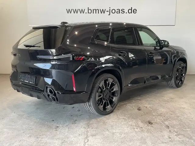 BMW XM view 13
