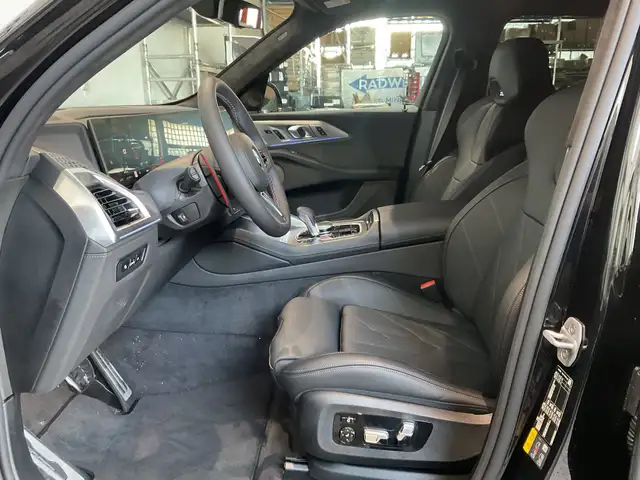 BMW XM view 7