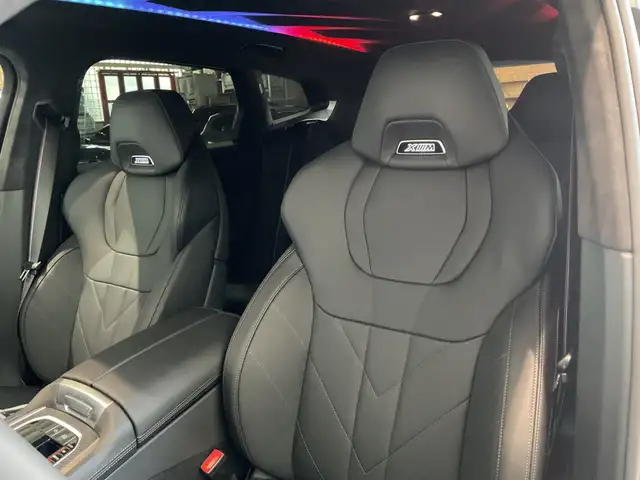 BMW XM view 8
