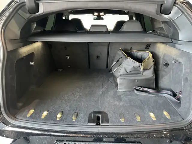 BMW XM view 10