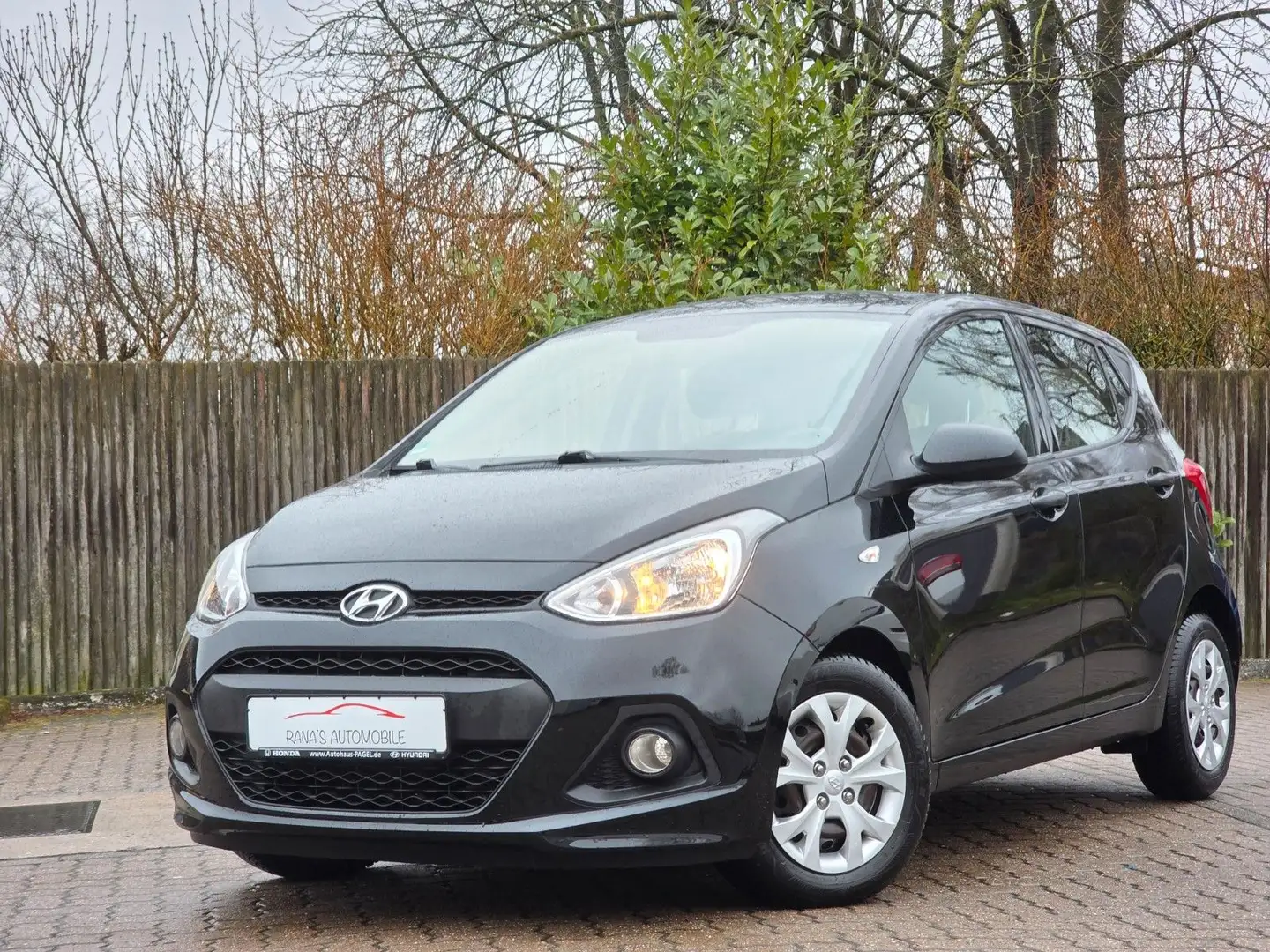 Hyundai i10 blue Classic Schwarz - 1