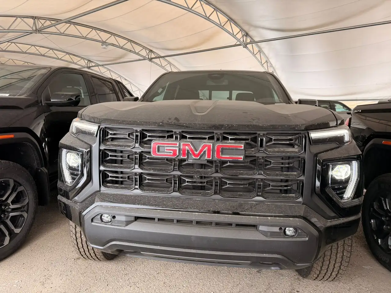 GMC Canyon снимка GMC Canyon
