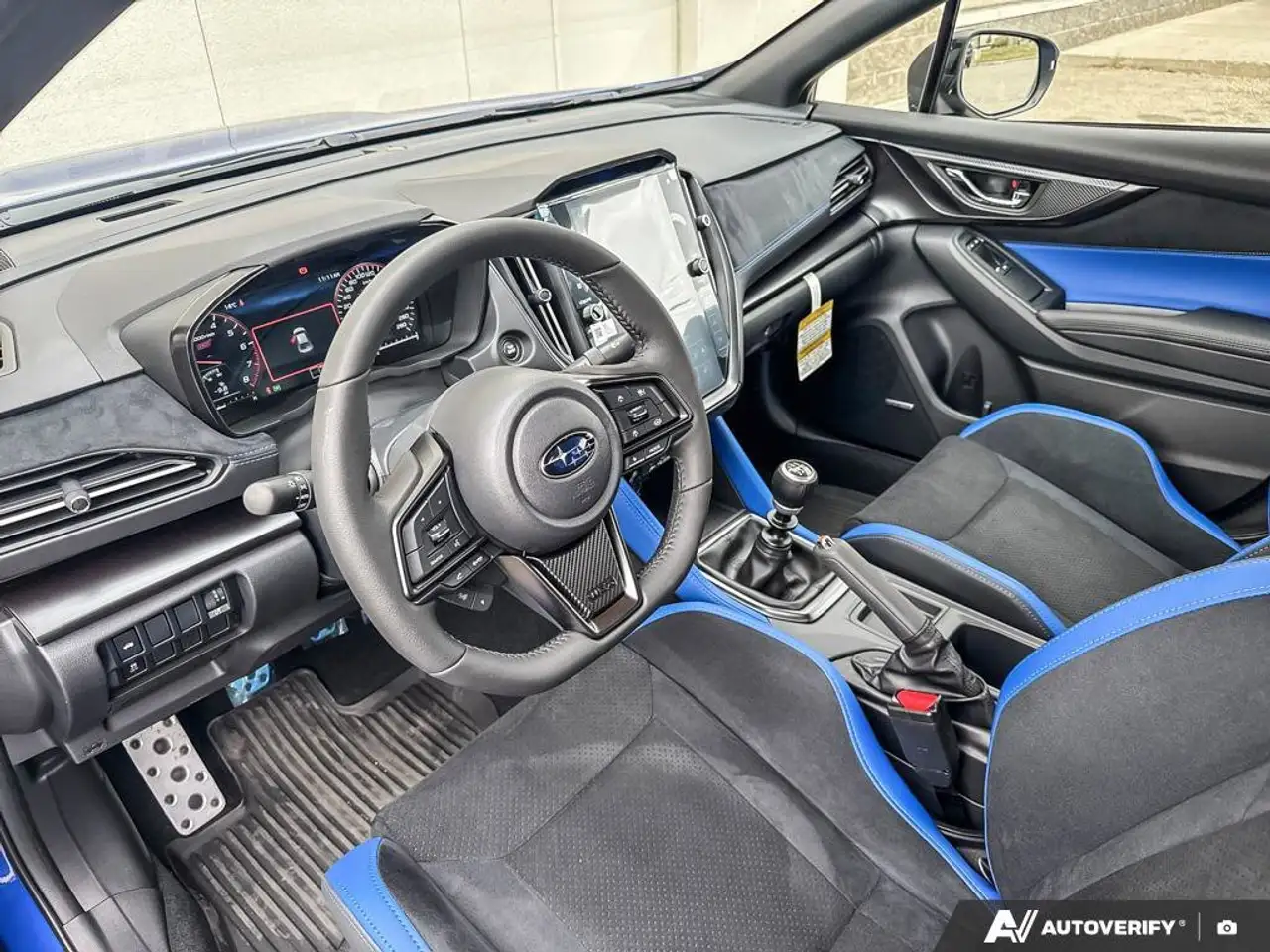 Subaru WRX снимка Subaru WRX
