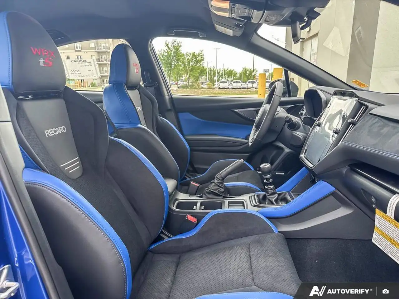 Subaru WRX снимка Subaru WRX
