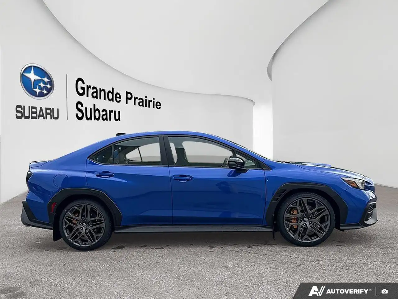 Subaru WRX снимка Subaru WRX