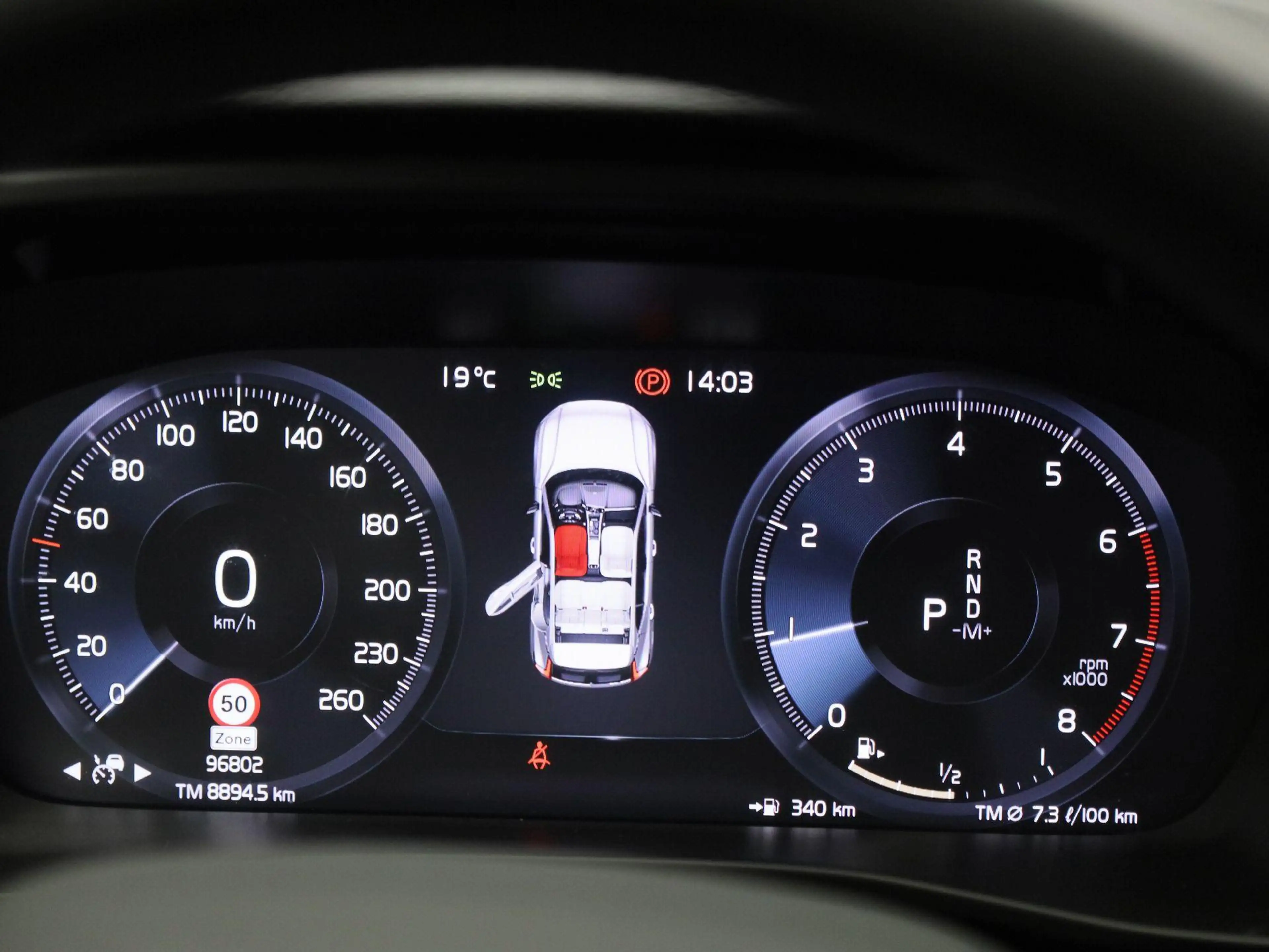 Volvo XC40 T2 Geartronic Momentum Pro NAVI | CARPLAY | LEDER — photo 8