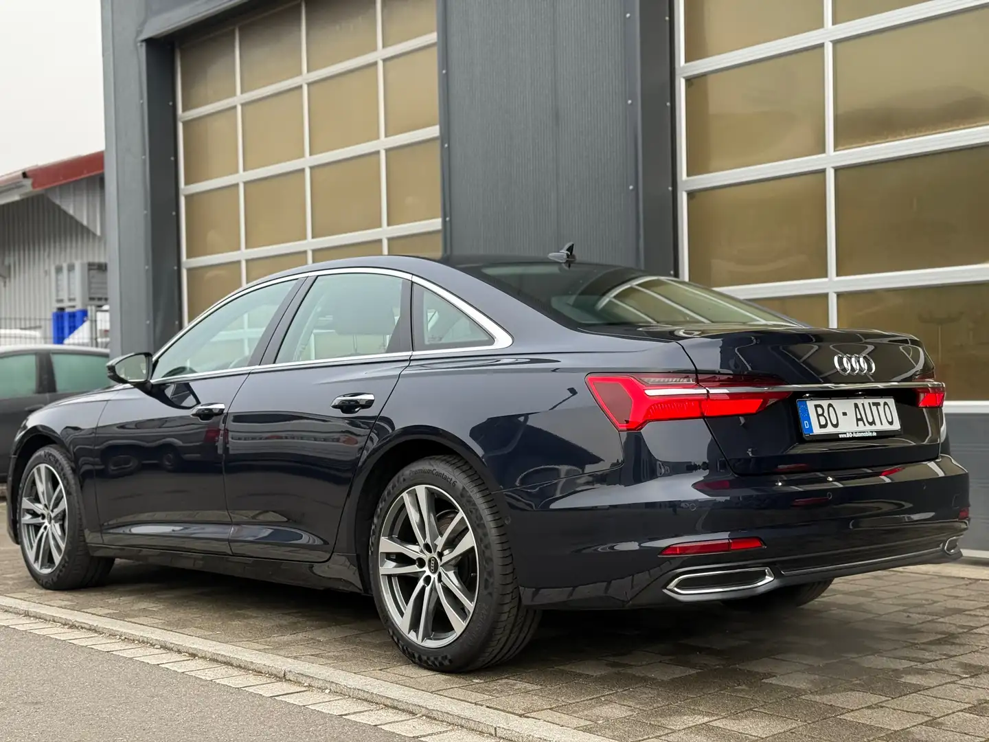 Audi A6 40 TDI DESIGN Leder Virtual+ ACC Keyless Ambiente+ Blau - 2
