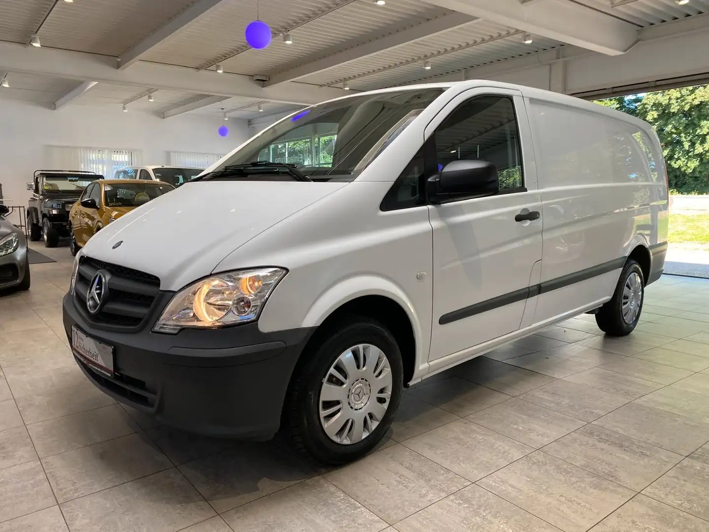 Mercedes-Benz Vito Kasten 113 CDI Lang*Garantie*Sortimo Regale Blanco - 1