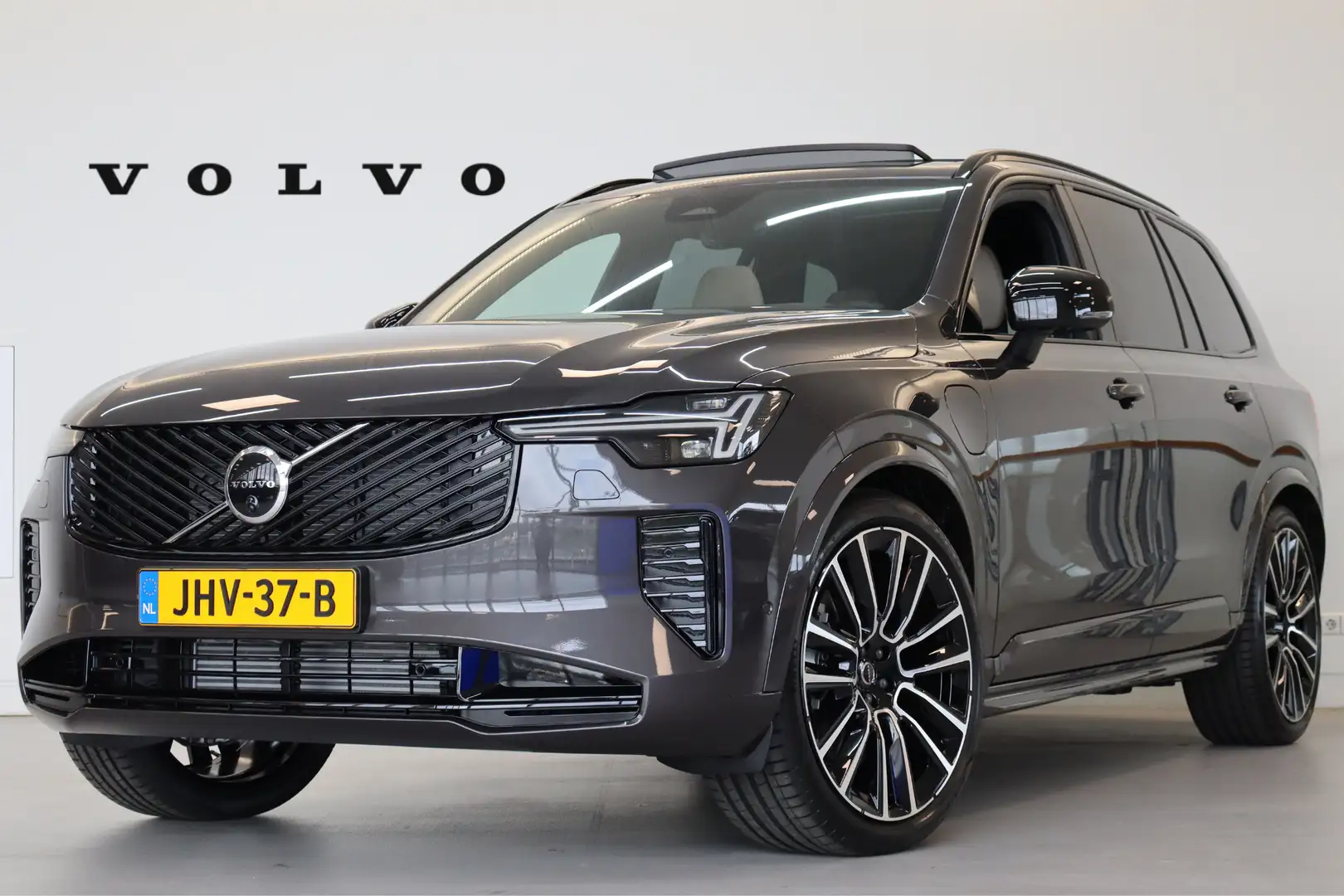 Volvo XC90 T8 455PK Ultra Dark | B&W Audio | Luchtvering | Tr Gris - 1