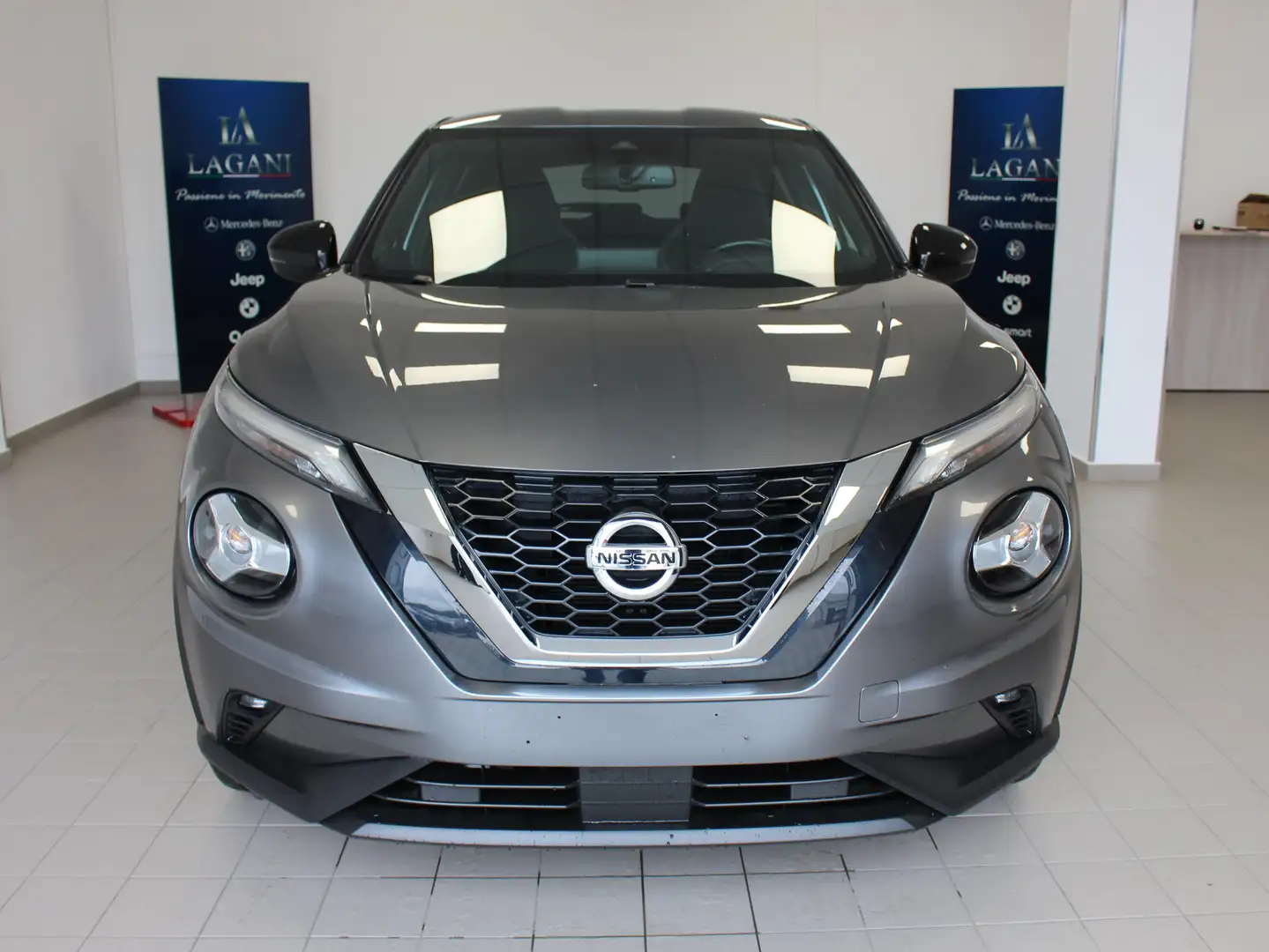Nissan Juke Juke 1.0 dig-t N-Connecta 114cv Gris - 2