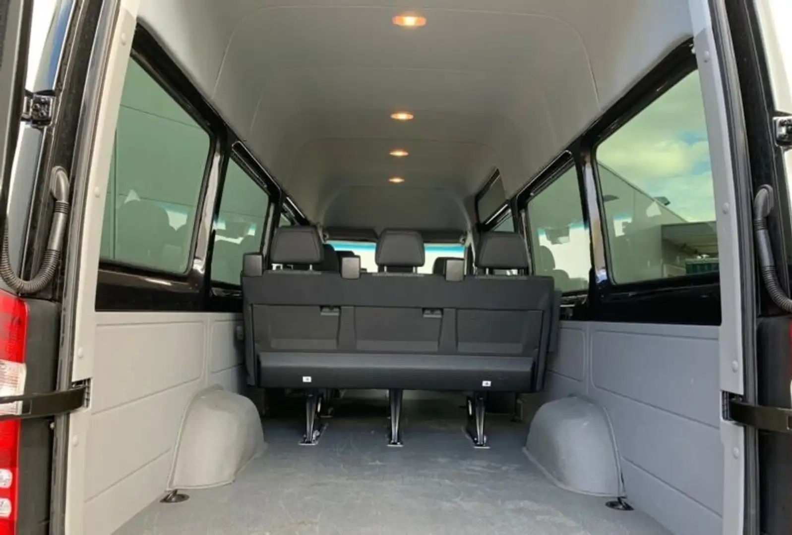 Mercedes-Benz Sprinter 319 CDI 7G Nero - 1