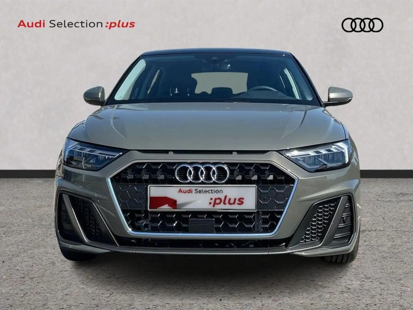 Audi A1 Sportback 30 TFSI Adrenalin S tronic Grijs - 2