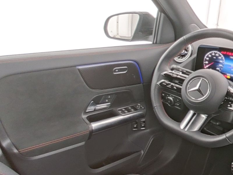 Mercedes-Benz GLA 250 e AMG-Sport/MLB/360/AHK/Night/Totw/19' — photo 9