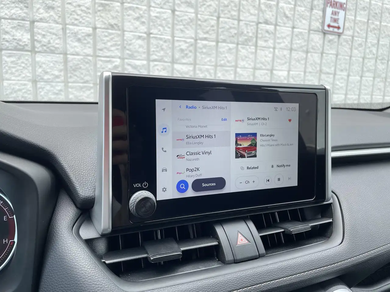 Toyota RAV 4 снимка Toyota RAV 4