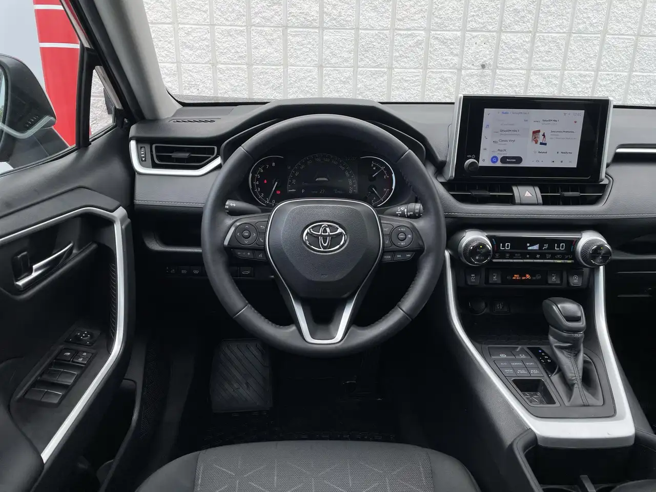Toyota RAV 4 снимка Toyota RAV 4