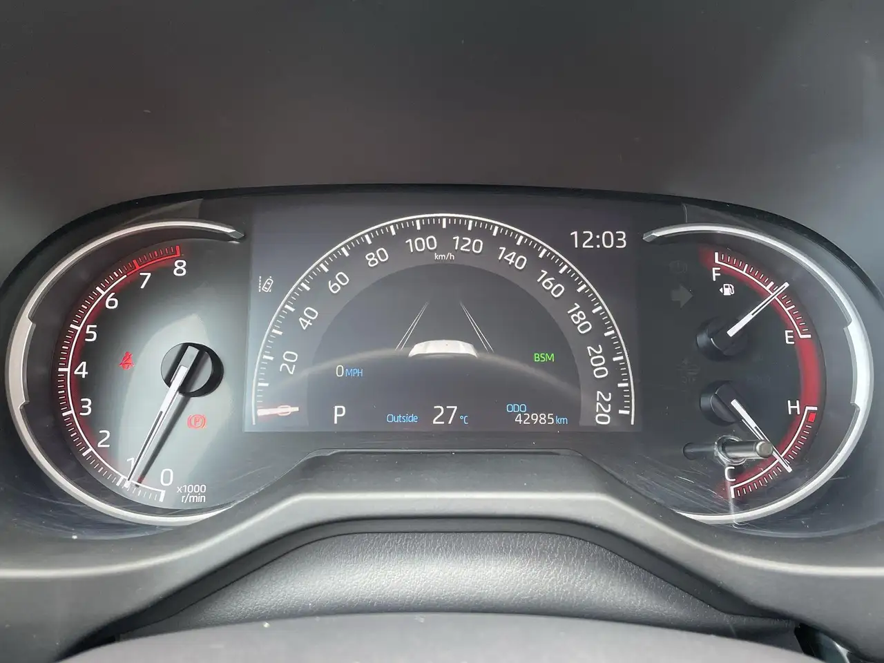 Toyota RAV 4 снимка Toyota RAV 4