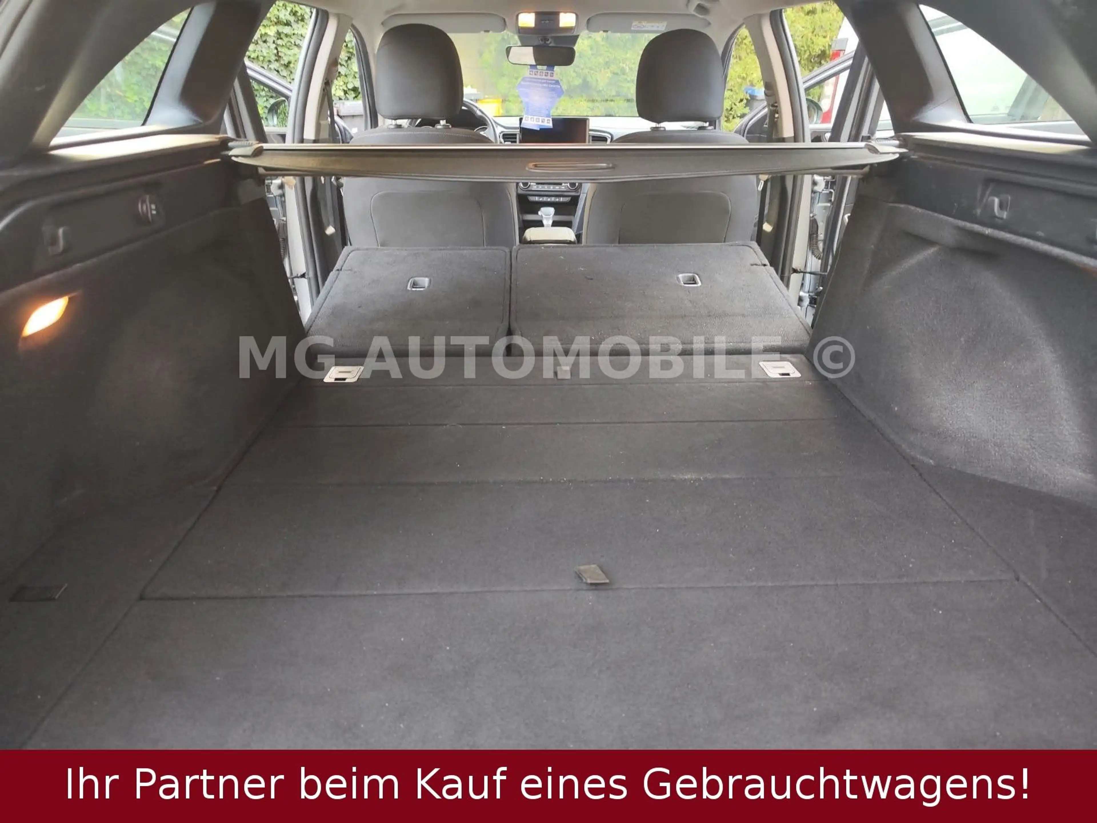 Kia Ceed SW / cee'd SW Sportswagon 1.6 CRDi Mild Hybrid AHK 1.Hand — photo 10