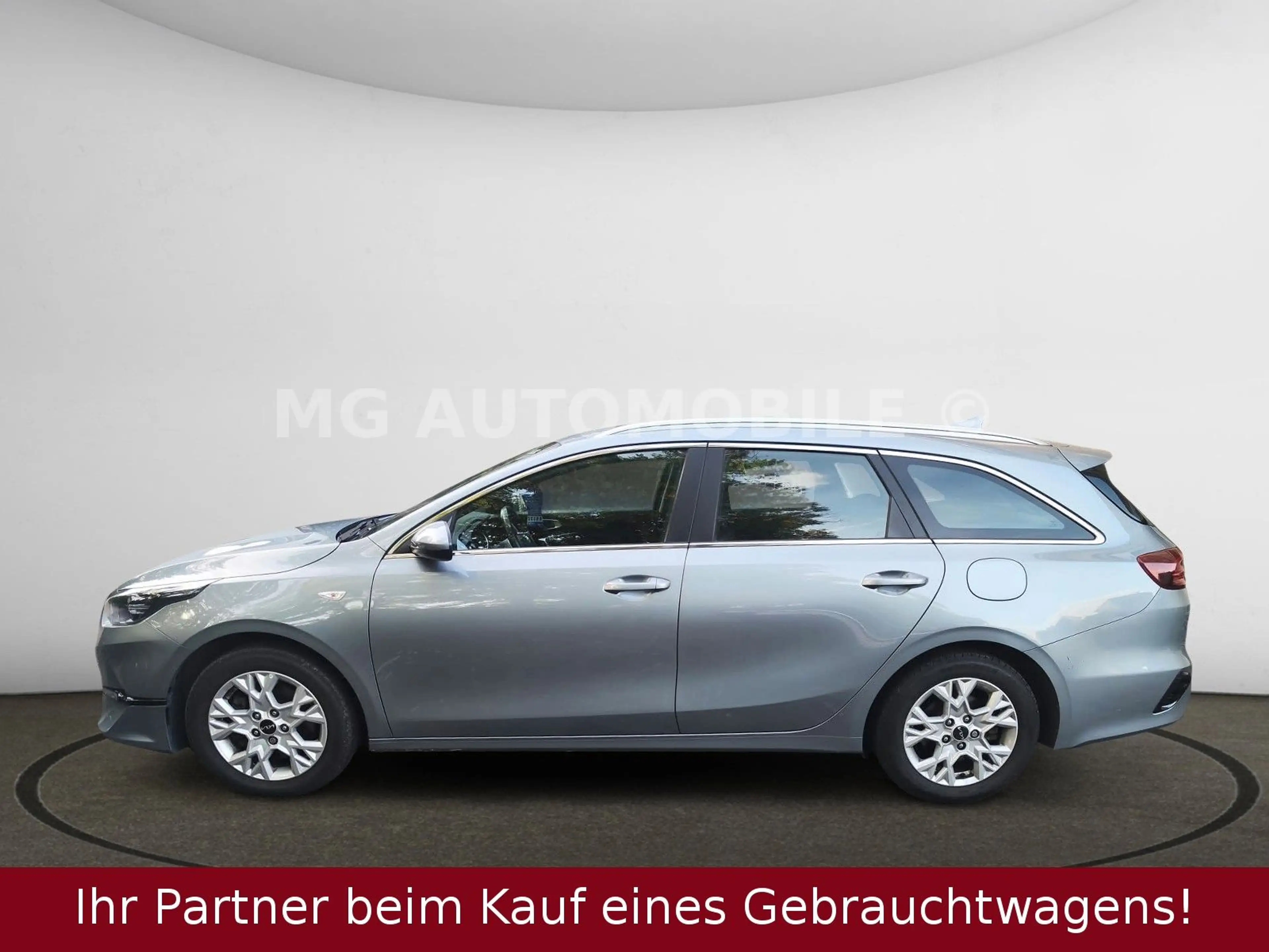 Kia Ceed SW / cee'd SW Sportswagon 1.6 CRDi Mild Hybrid AHK 1.Hand — photo 6