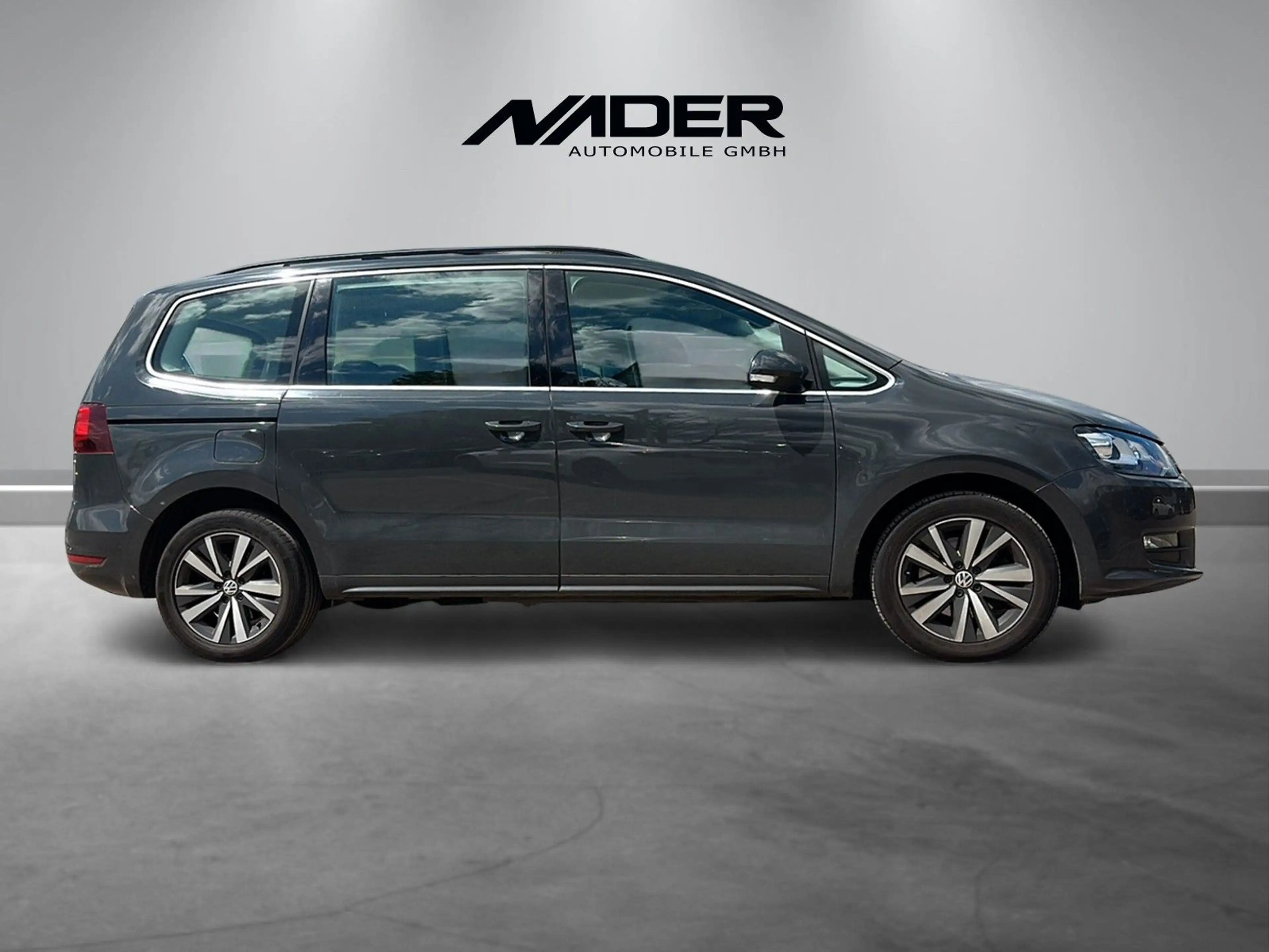 Volkswagen Sharan Comfortline | ACC | Navi | PDC — photo 8