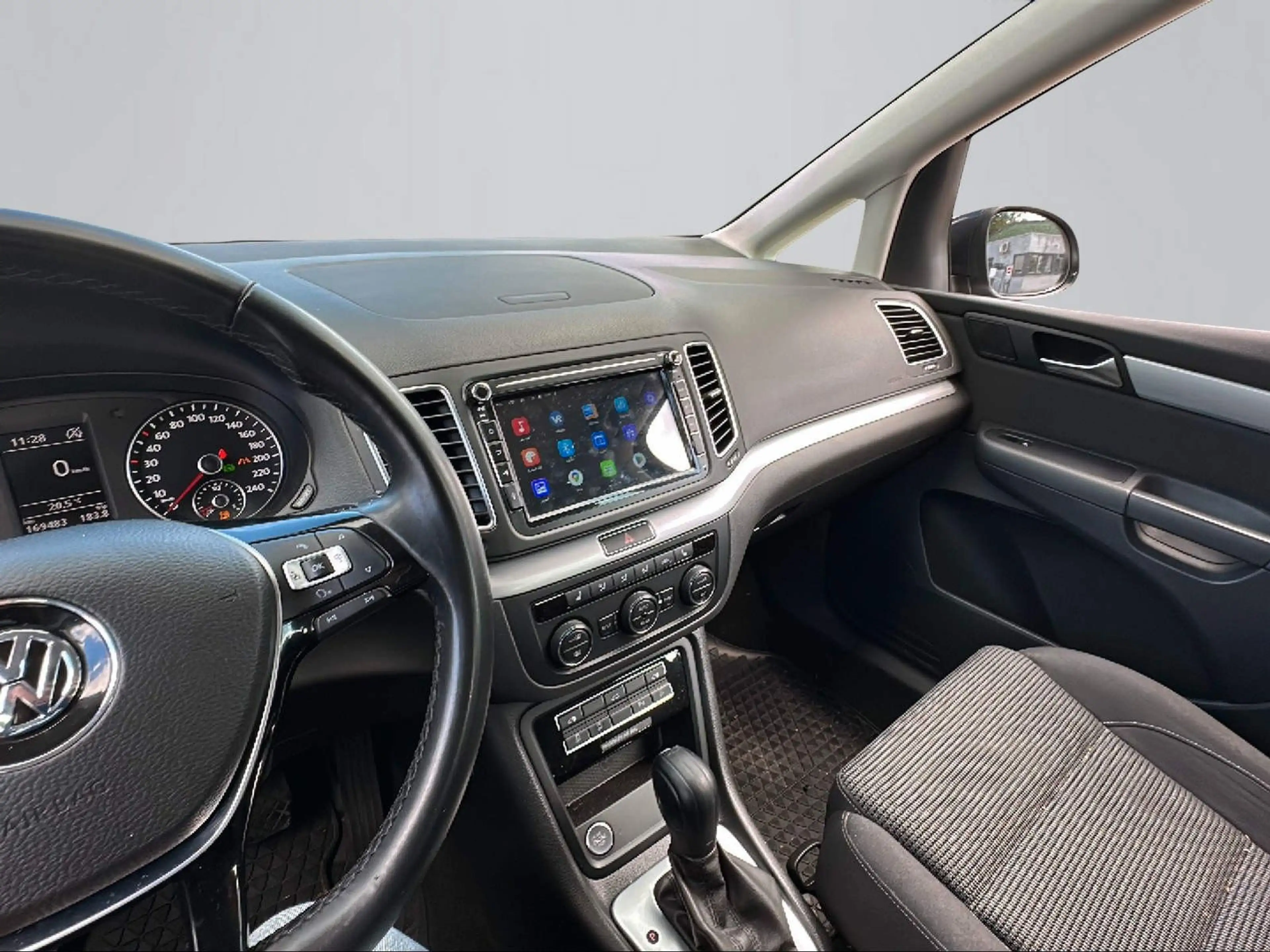 Volkswagen Sharan Comfortline | ACC | Navi | PDC — photo 12