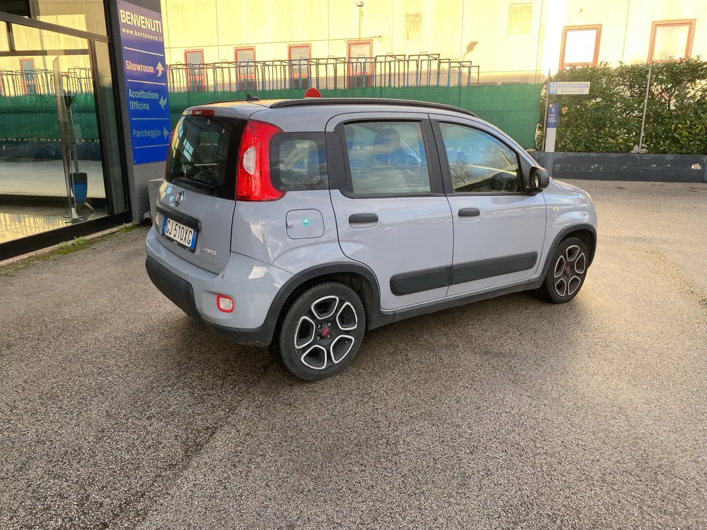 Fiat Panda 1.0 FireFly S&S Hybrid City Life Grijs - 2