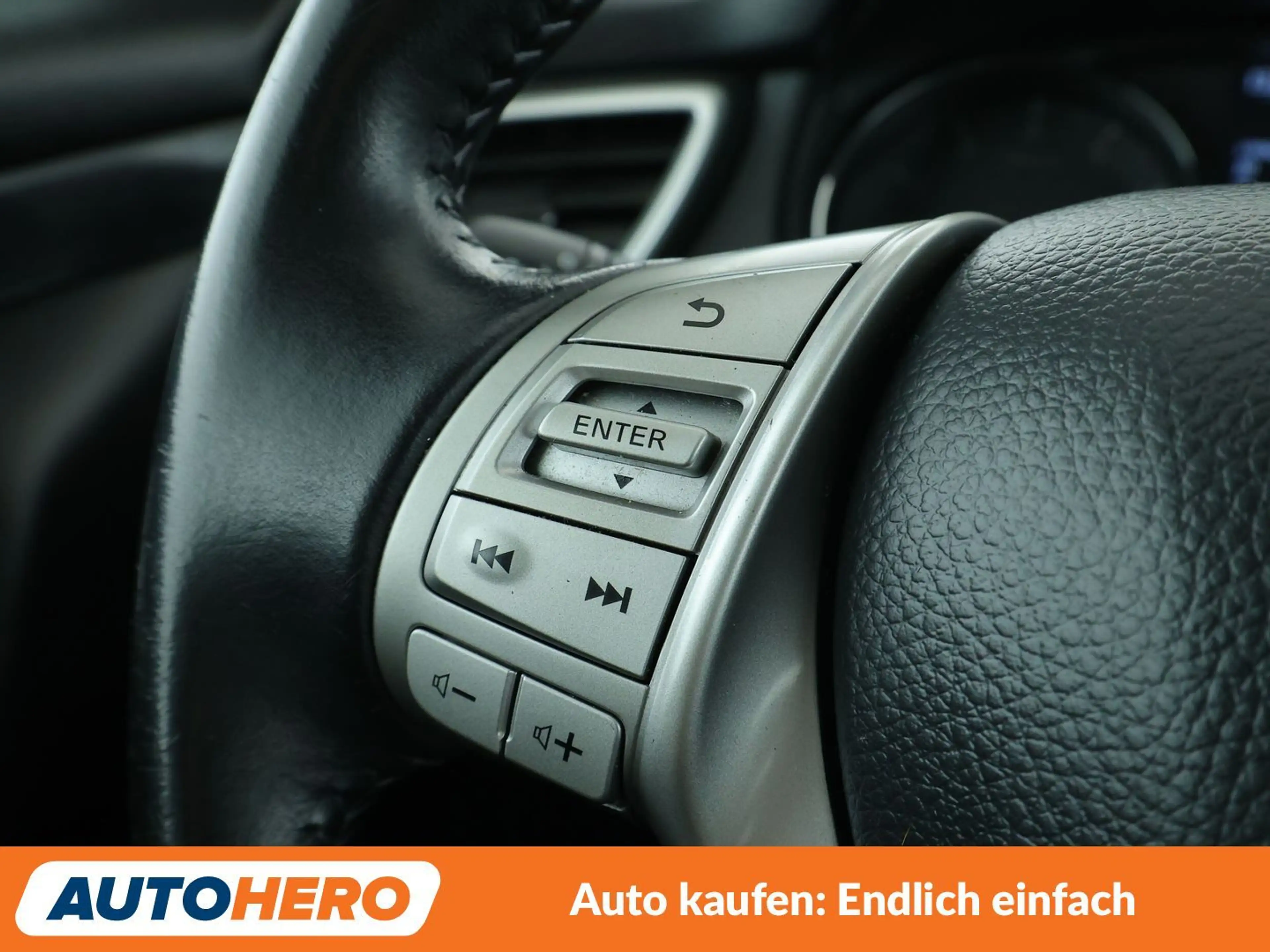Nissan Qashqai 1.2 Acenta — photo 27