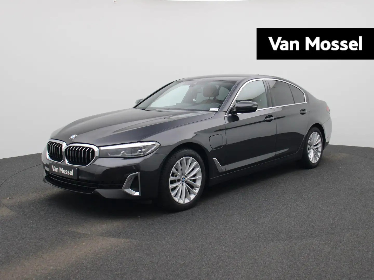 BMW 530 5-serie 530e Executive | DAKKOFFER | LEDER | MEMOR Gris - 1