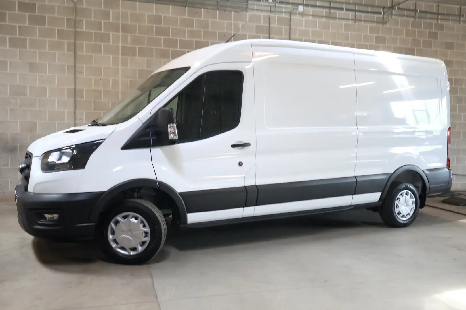 Ford Transit L3H2 130 PK MT6 TREND| Airco| CC| Sensoren Blanc - 1