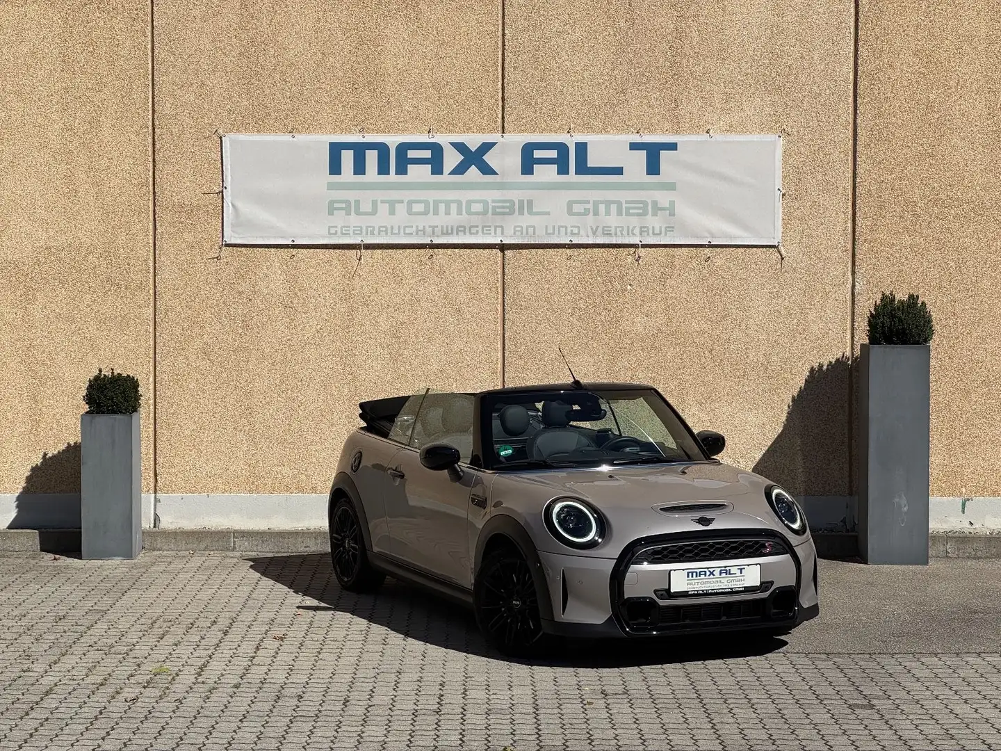 MINI Cooper S Cabrio /2.Hd/Navi/HUD/RFK/LED/CarPlay/H& Grau - 2