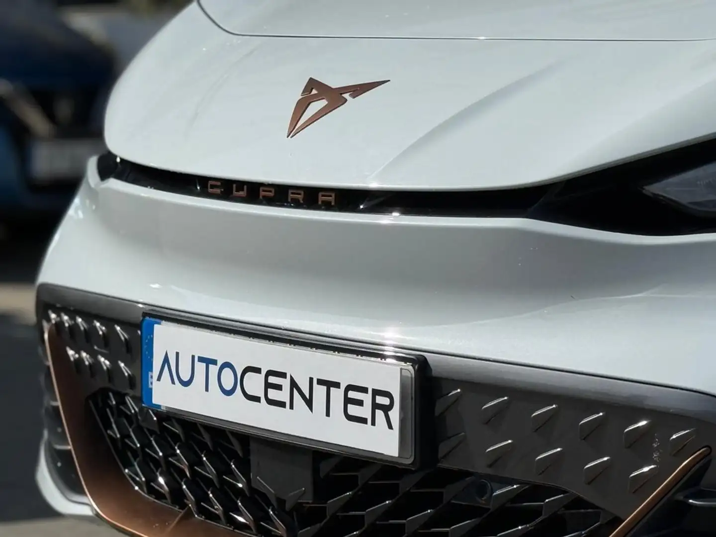 CUPRA Born e-Boost Pack 170kW 59kwh Blanco - 2