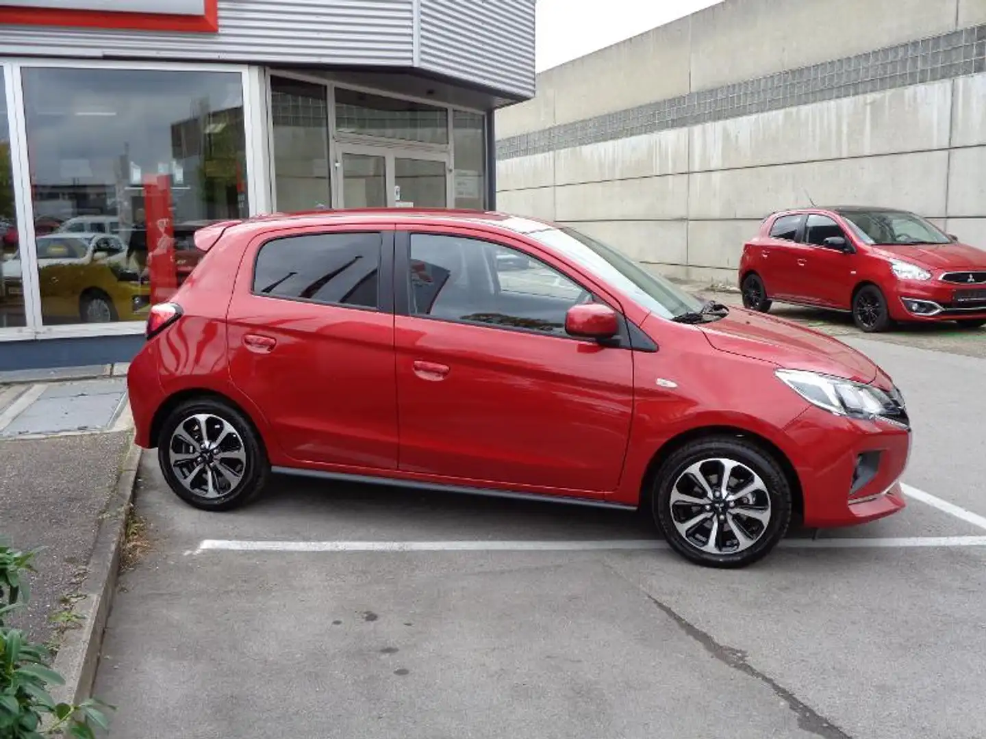 Mitsubishi Space Star Select+ 1.2 MIVEC ClearTec CVT Rot - 2