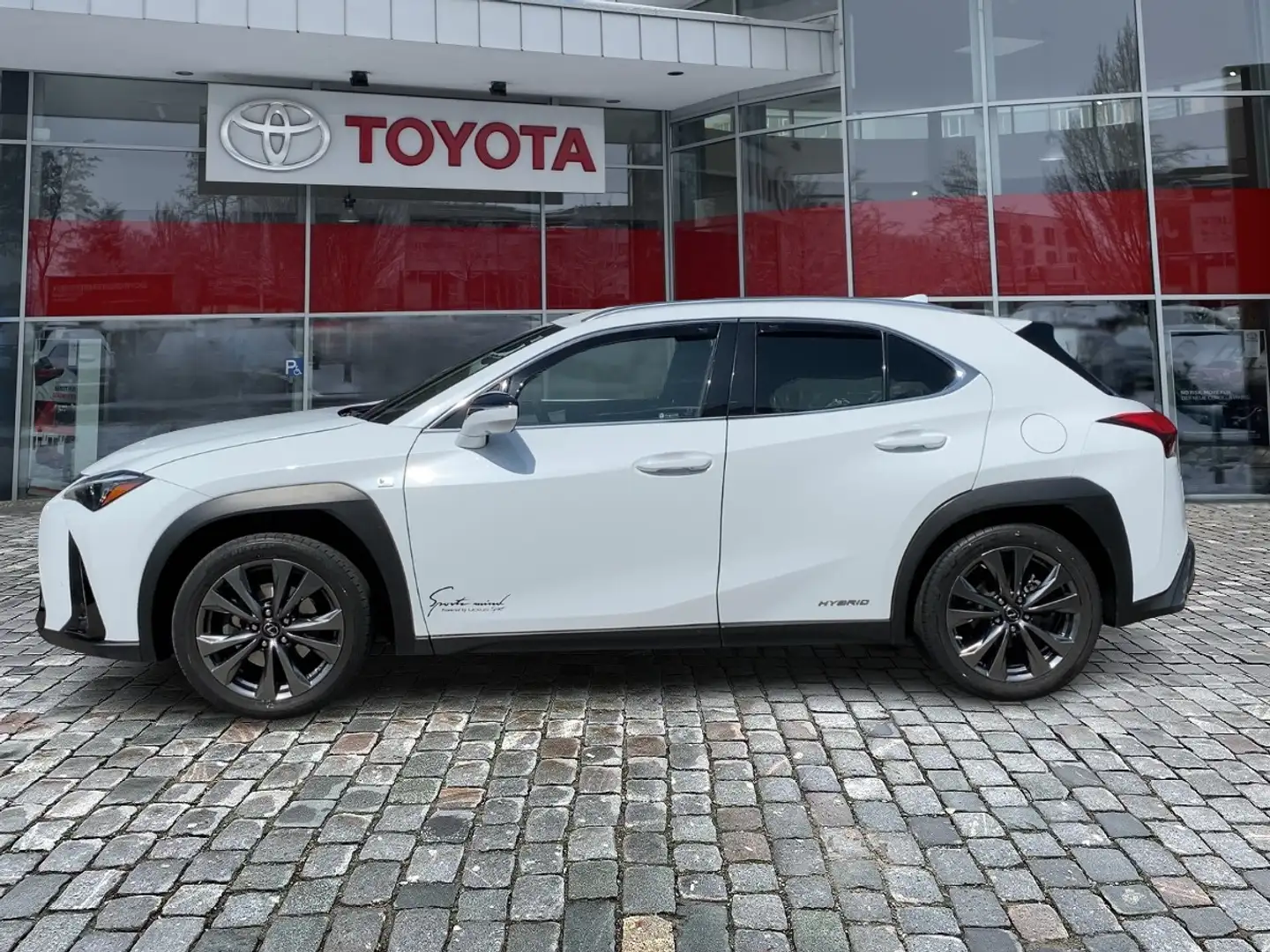 Lexus UX 250h UX 250 h 250h F Sport ACC FLA 360 SpurW Leder Wit - 2