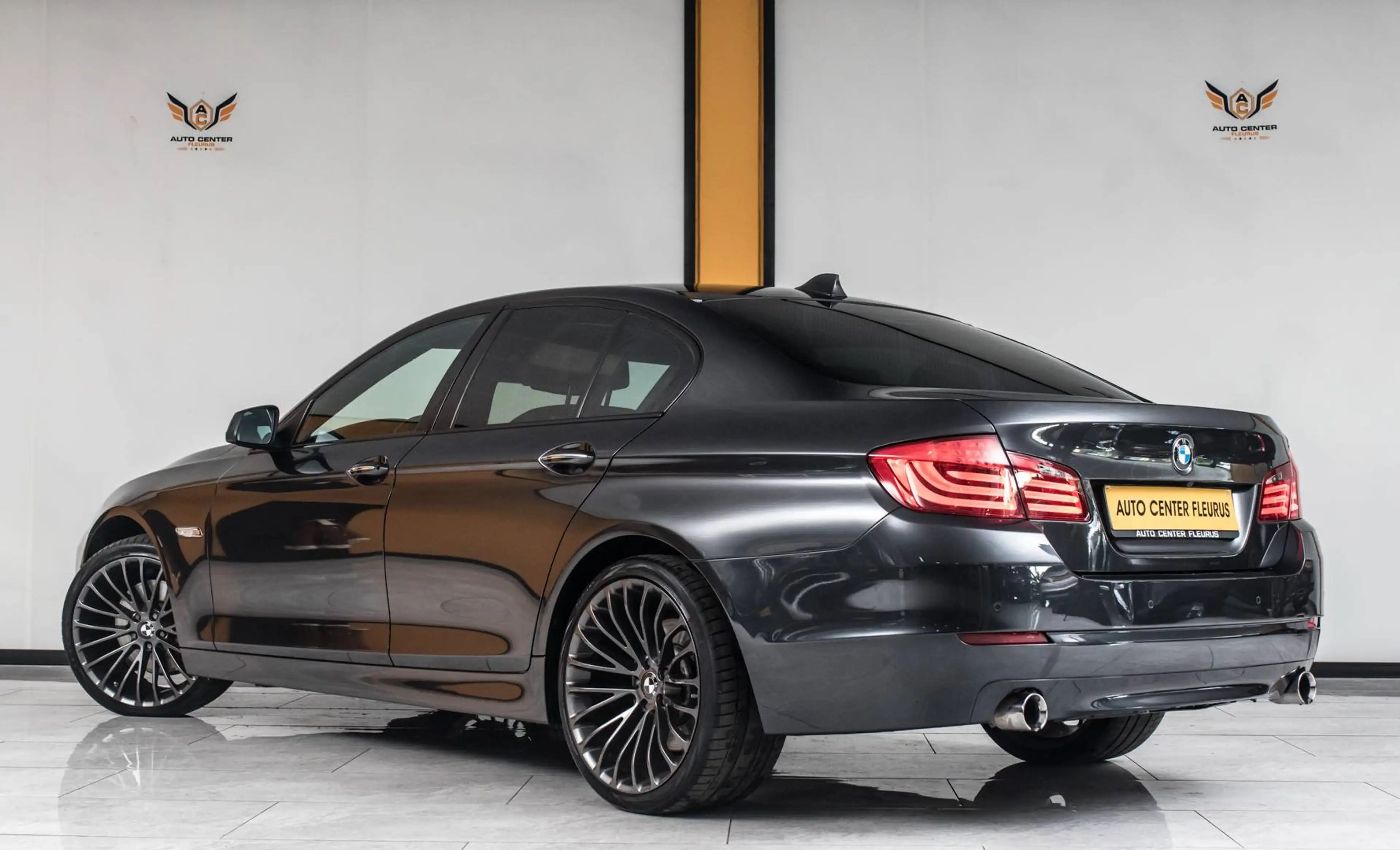 BMW 535 535i Pack Sport / Boite automatique — photo 6