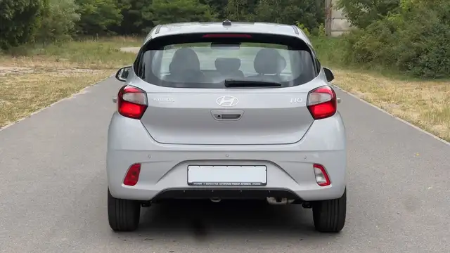 Hyundai I10 view 5