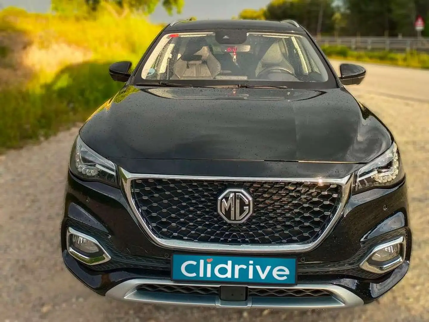 MG HS 1.5 T-GDI Luxury Negro - 2