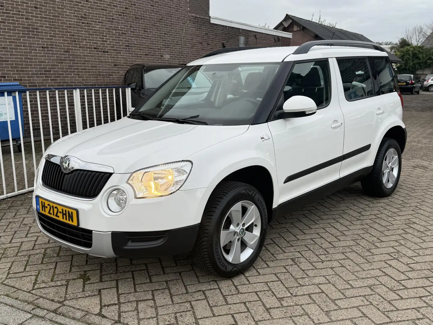 Skoda Yeti 1.2 TSI Wit - 2