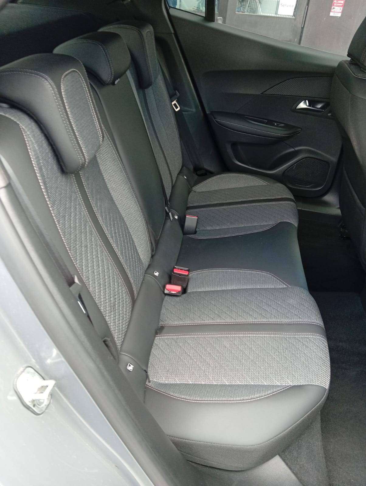 Peugeot 2008 - Immagine 7