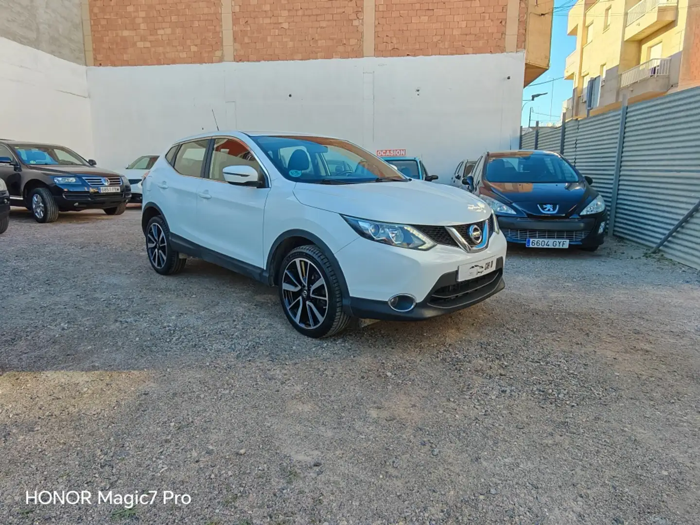 Nissan Qashqai 1.6dCi N-Vision 4x4-i Weiß - 1