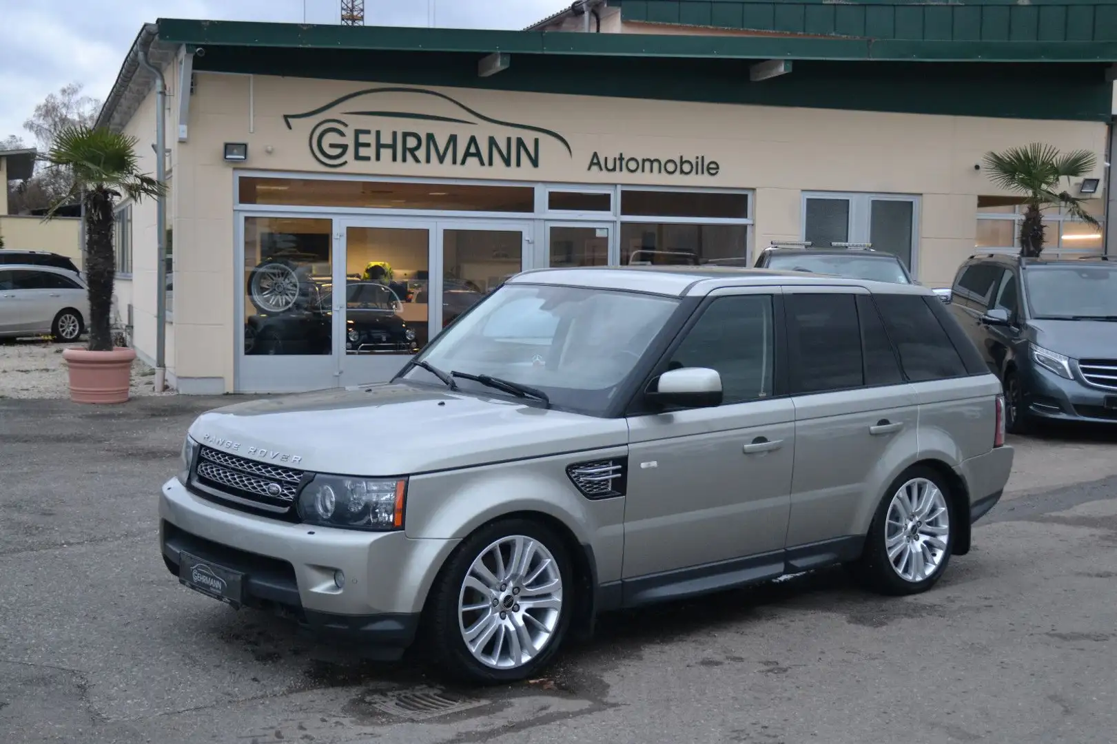 Land Rover Range Rover Sport SDV6 HSE 1 Hand, 20 Zoll, Navi Сірий - 1