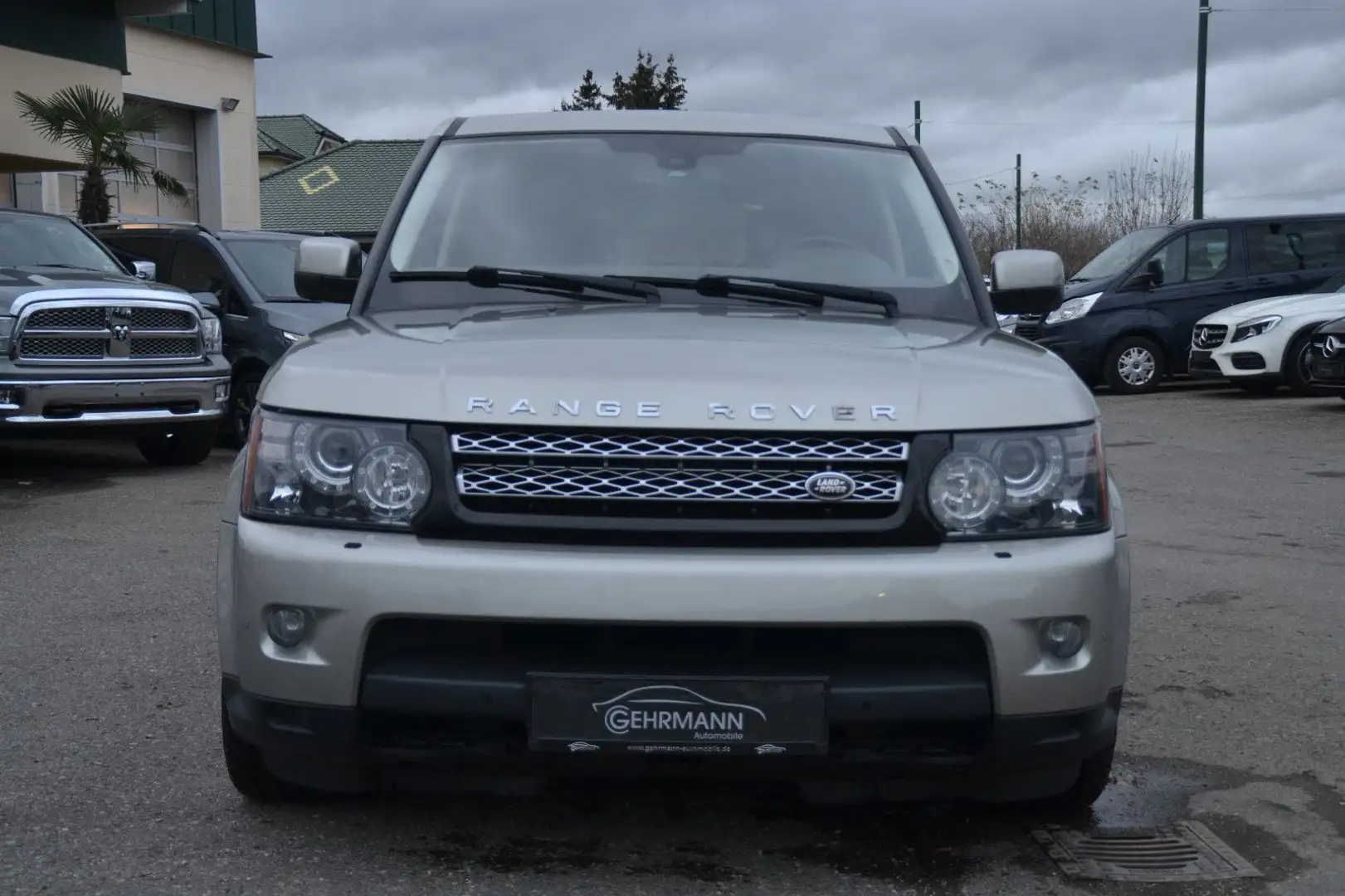 Land Rover Range Rover Sport SDV6 HSE 1 Hand, 20 Zoll, Navi Сірий - 2