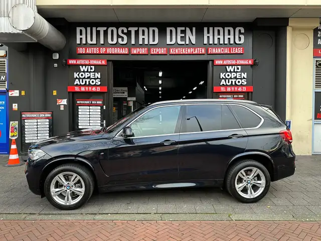 BMW X5 view 6
