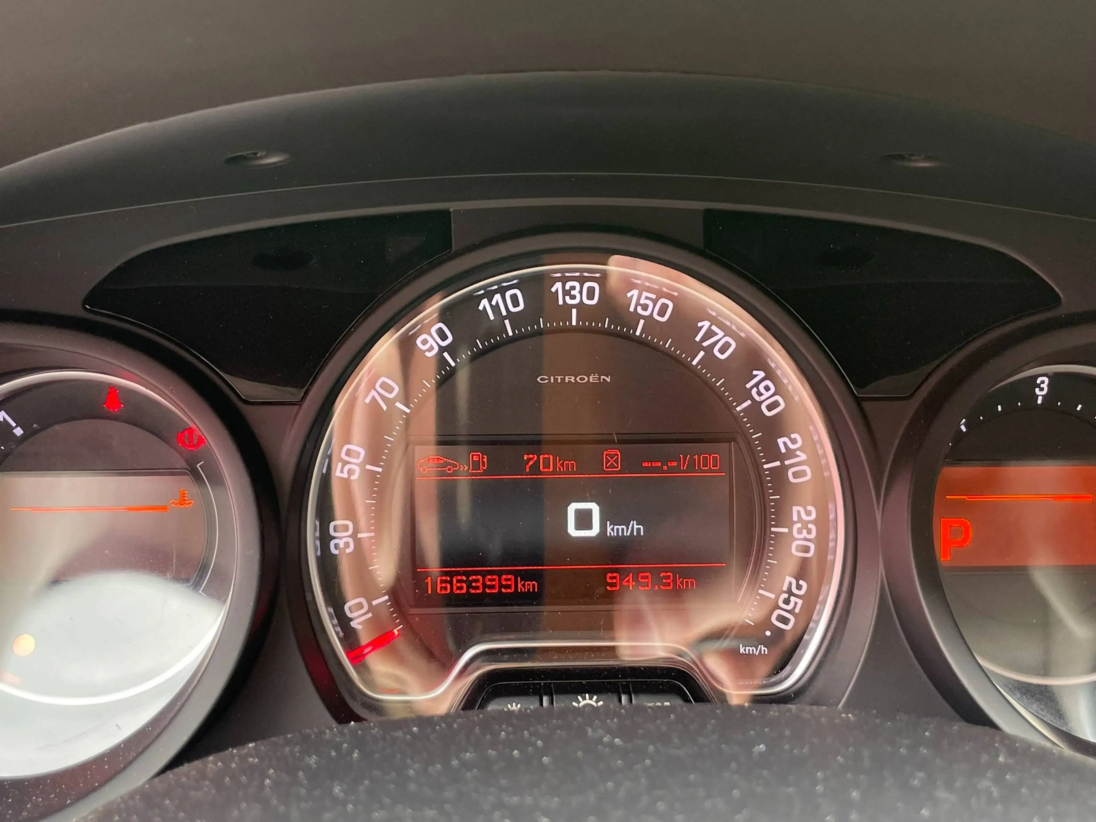 Citroen C5 HDi 204 TR Exclusive — photo 11