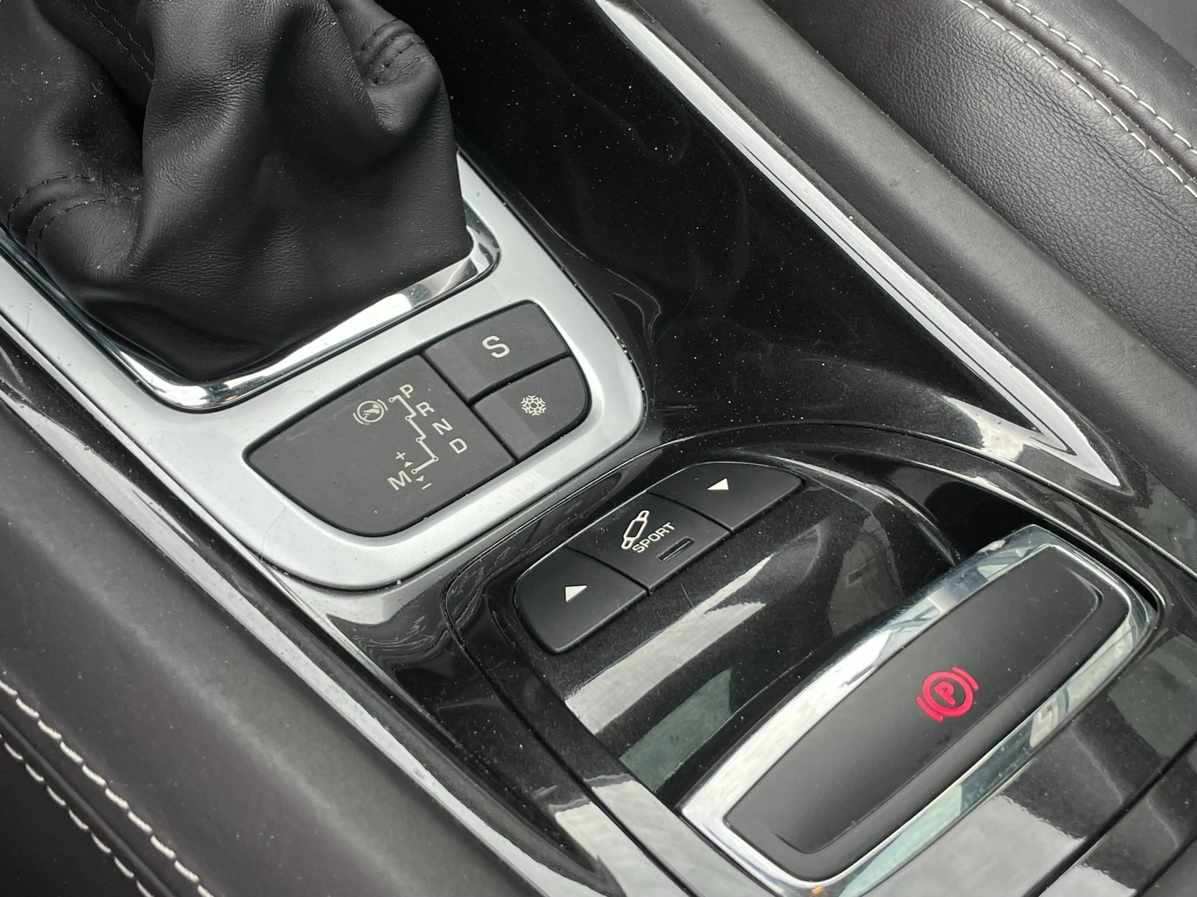 Citroen C5 HDi 204 TR Exclusive — photo 15