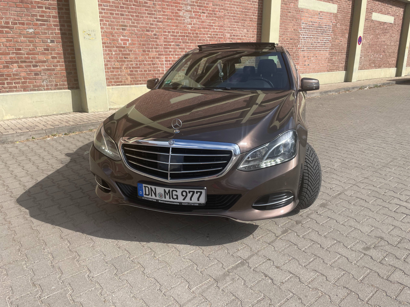 Mercedes-Benz E 220 E 220 CDI BlueEfficiency