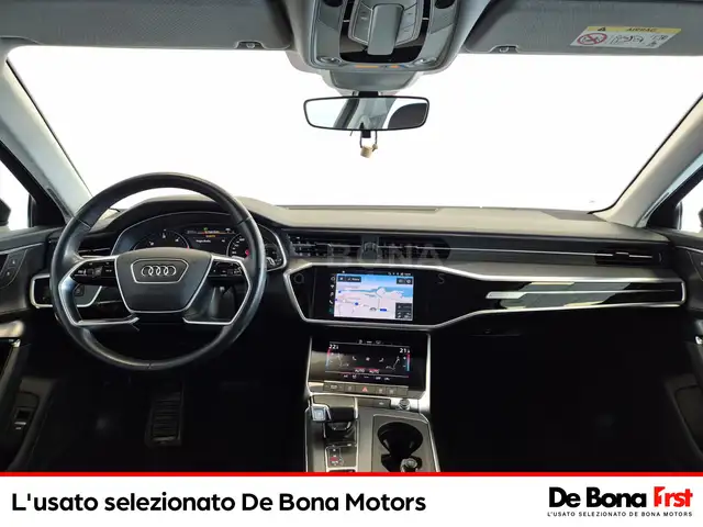 Audi A6 view 9