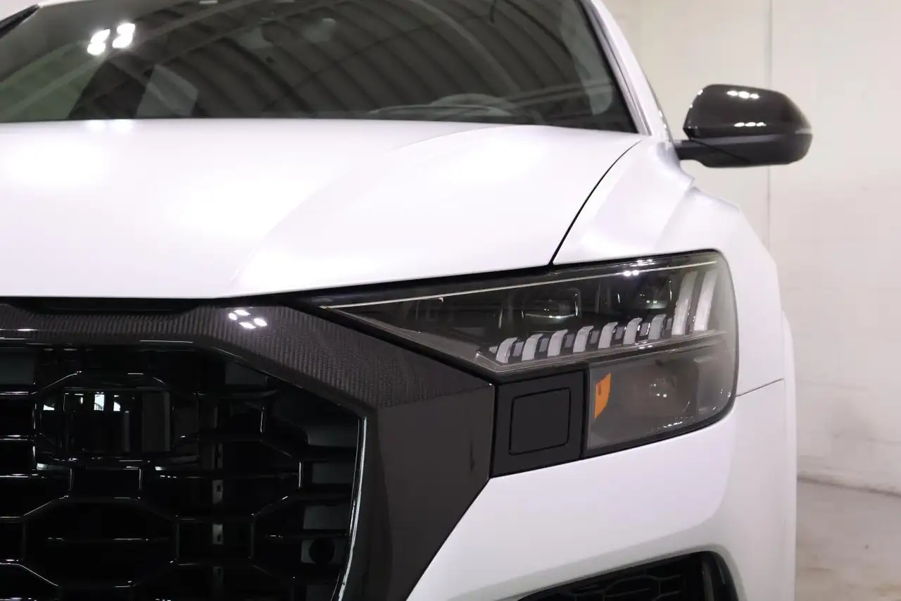 Audi RS Q8 снимка Audi RS Q8