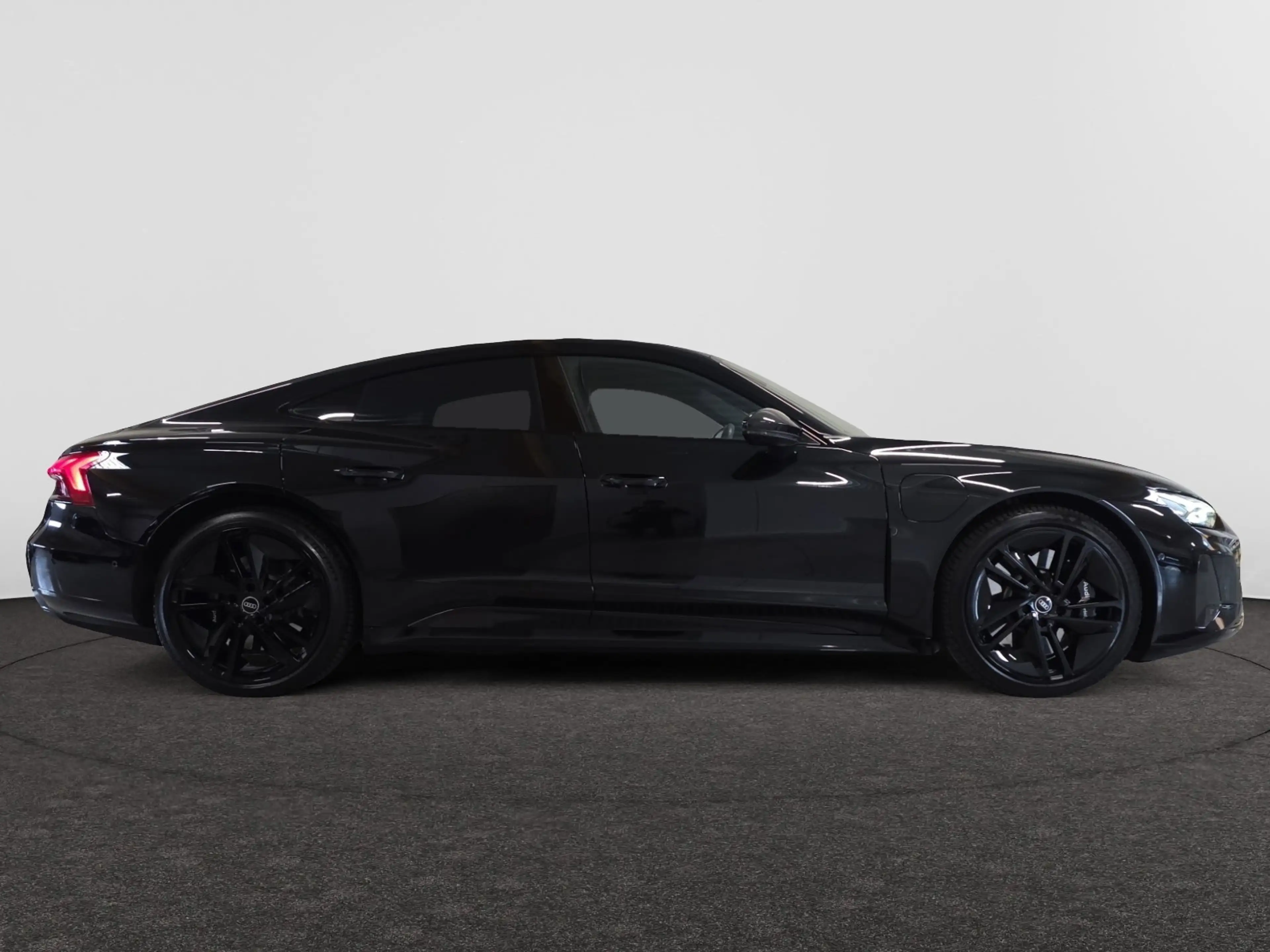 Audi RS e-tron GT 93.4 kWh Quattro RS E TRON — photo 7