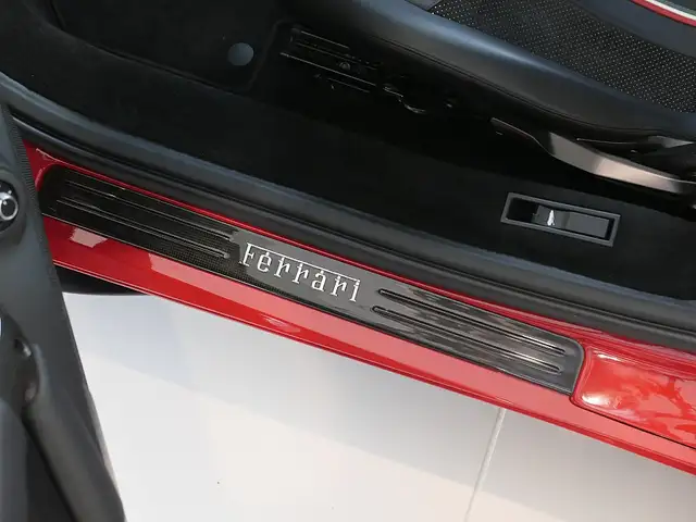 Ferrari F8 Tributo TRICOLORE EDITION CARBON LED RACINGSITZE LIFTSY... Ansicht 20