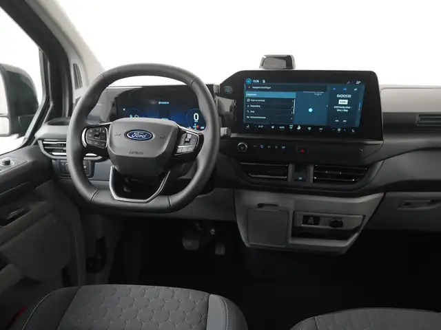 Ford Transit Custom view 5
