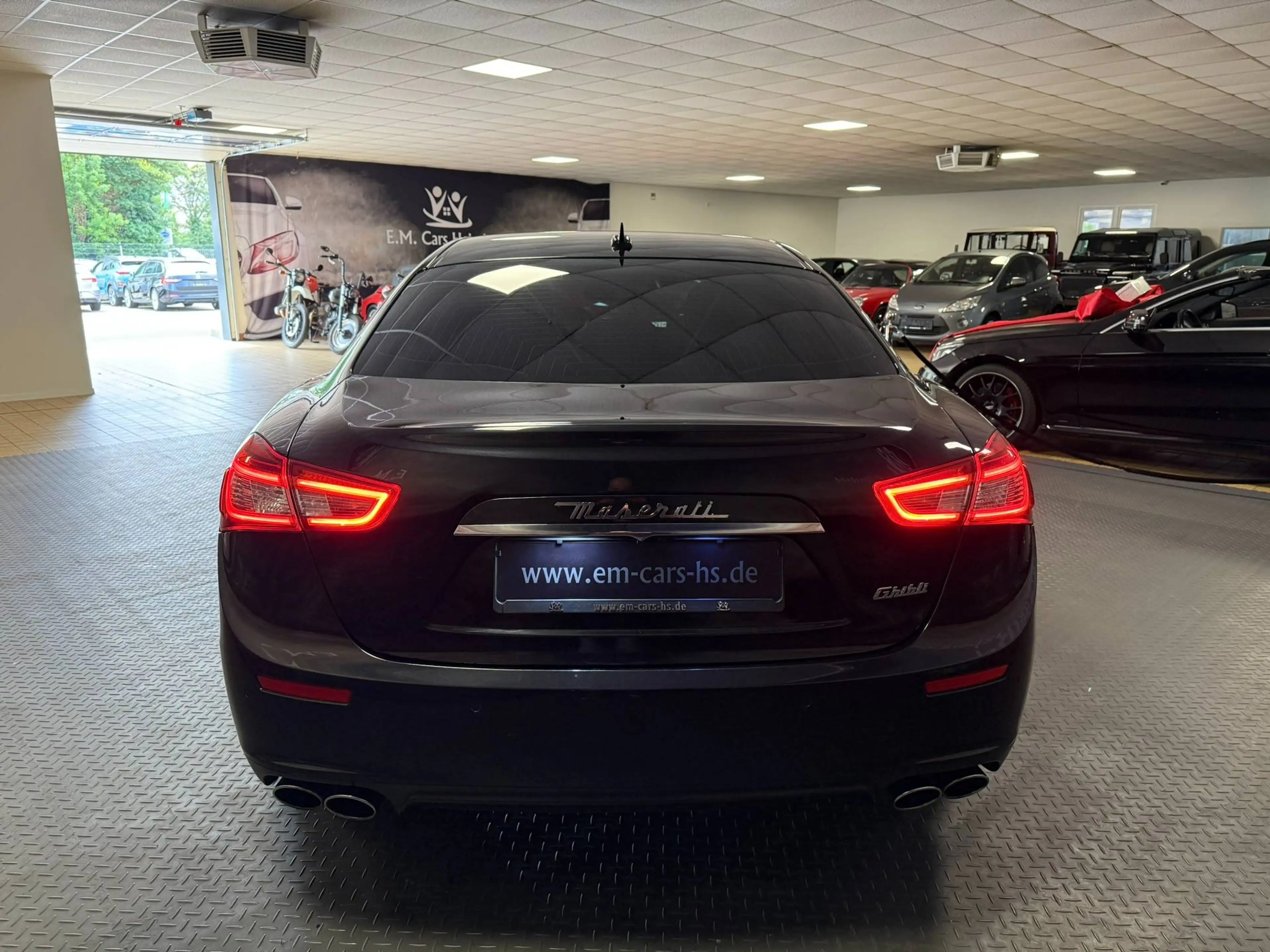 Maserati Ghibli Ghibli 3.0 V6 Bi-Xenon Vollleder DAB Keyless — photo 4